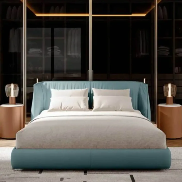 Poltrona Frau Archibald Leather Bed