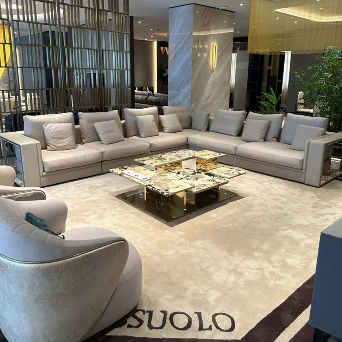 主图-02 Globe Furnishings - Italian Designer Brera Sofa