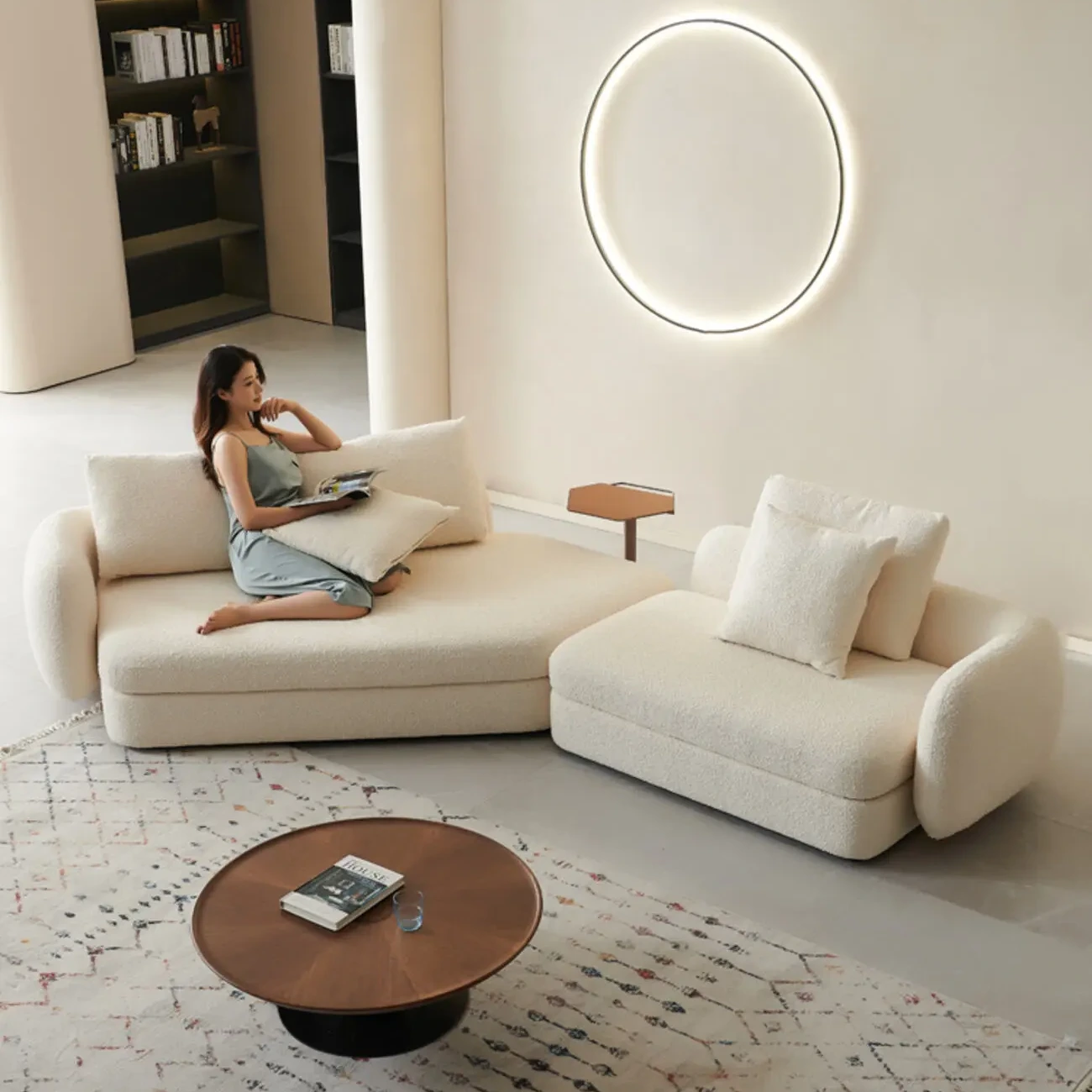 主图-03 Globe Furnishings - Saint Germain Sofa French Curved Sofa