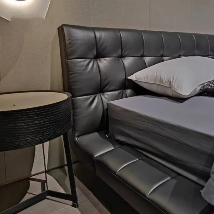 Globe Furnishings - Onda Modern Italian Bed Globe Furnishings - Onda Modern Italian Bed