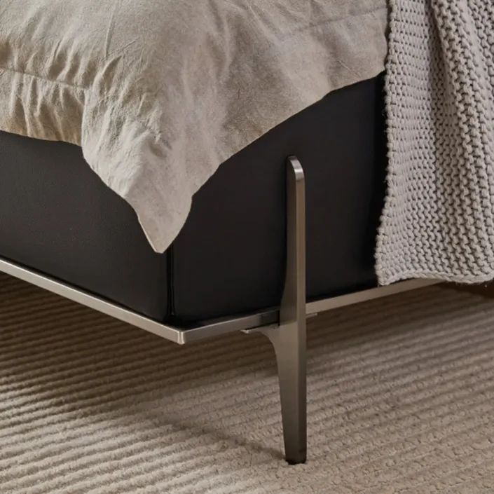 Globe Furnishings - Big Black Bull Italian Minimalist Top-Grain Leather Bed Globe Furnishings - Big Black Bull Italian Minimalist Top-Grain Leather Bed