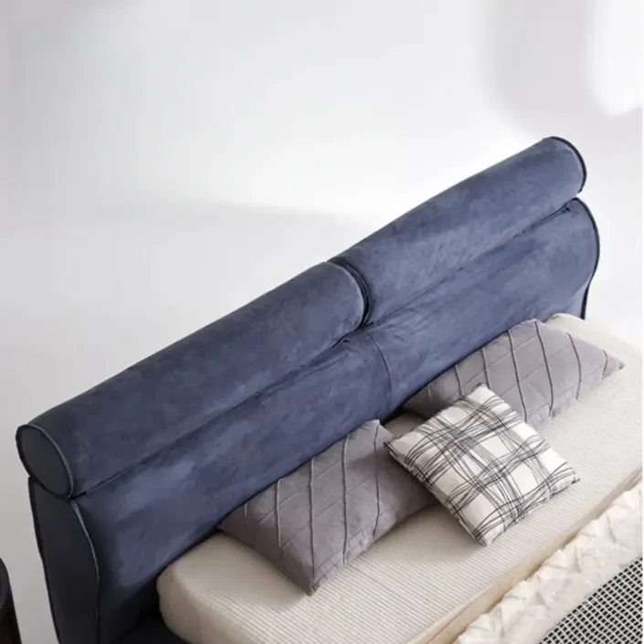 Globe Furnishings - Italian Minimalist Miami Bed Globe Furnishings - Italian Minimalist Miami Bed