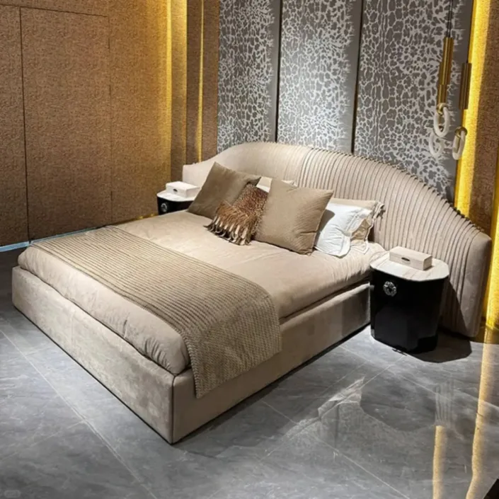 Globe Furnishings - Queen Style Italian-inspired Luxury Upholstered Bed Globe Furnishings - Queen Style Italian-inspired Luxury Upholstered Bed
