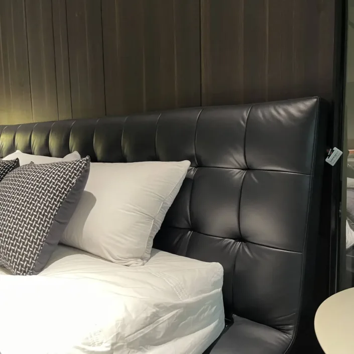 Globe Furnishings - Onda Modern Italian Bed Globe Furnishings - Onda Modern Italian Bed