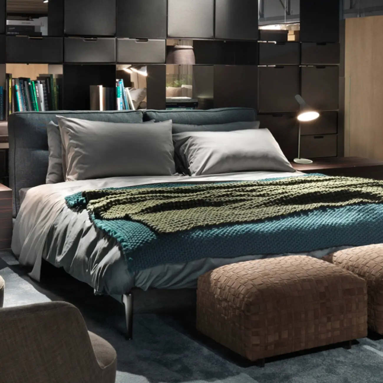 主图-05 Globe Furnishings - Italian Minimalist Ada Smile Double Bed