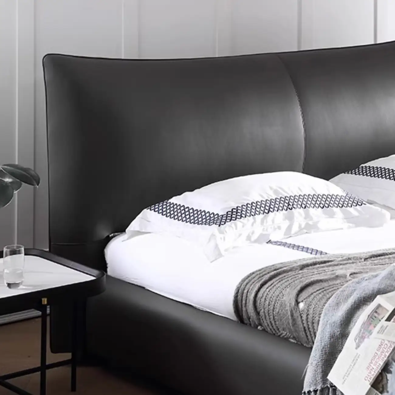 主图-07 Globe Furnishings - Chanel Designer Style Genuine Leather Bed